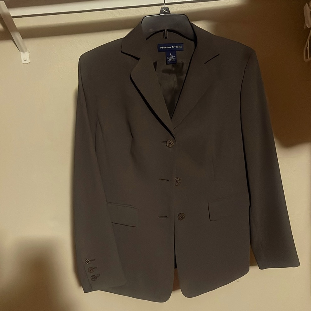 Army green blazer!